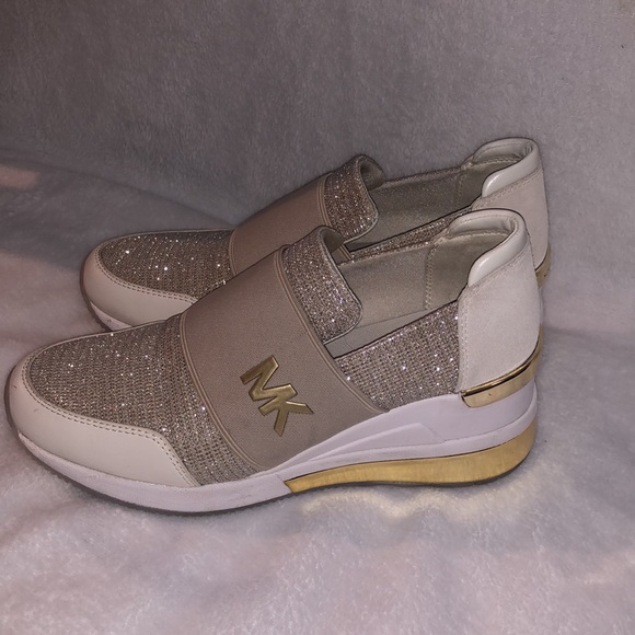 Michael Kors - Picture 3 of 8